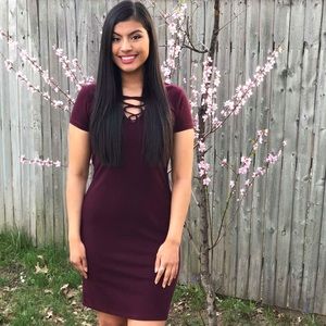 Burgundy dress 🧞‍♀️💅🏾